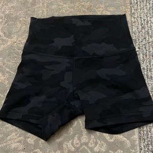 4 inch lululemon shorts